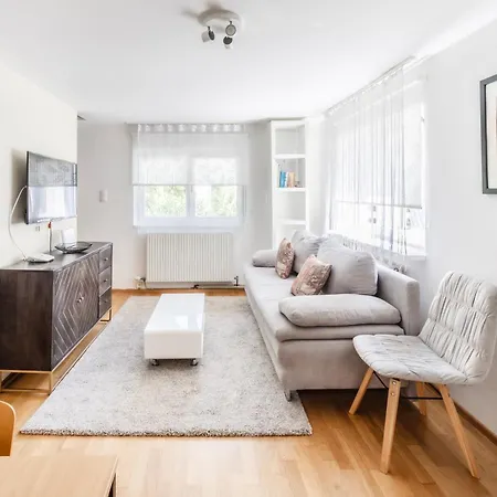 Casa By Hello Appartement